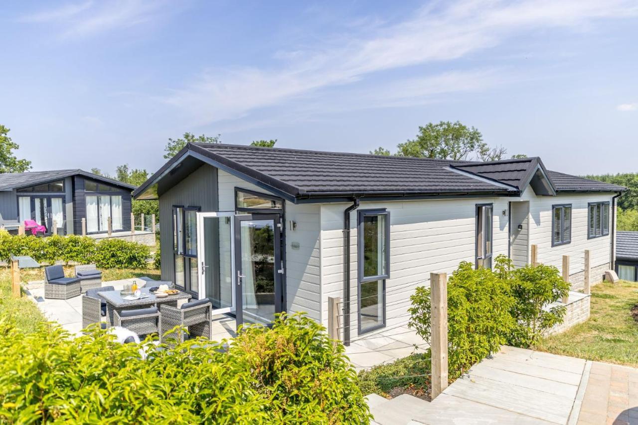 Rose Lodge, 21 Roadford Lake Lodges Lifton Dış mekan fotoğraf