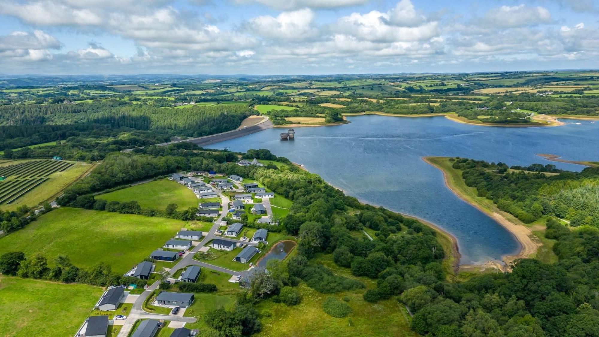 Rose Lodge, 21 Roadford Lake Lodges Lifton Dış mekan fotoğraf